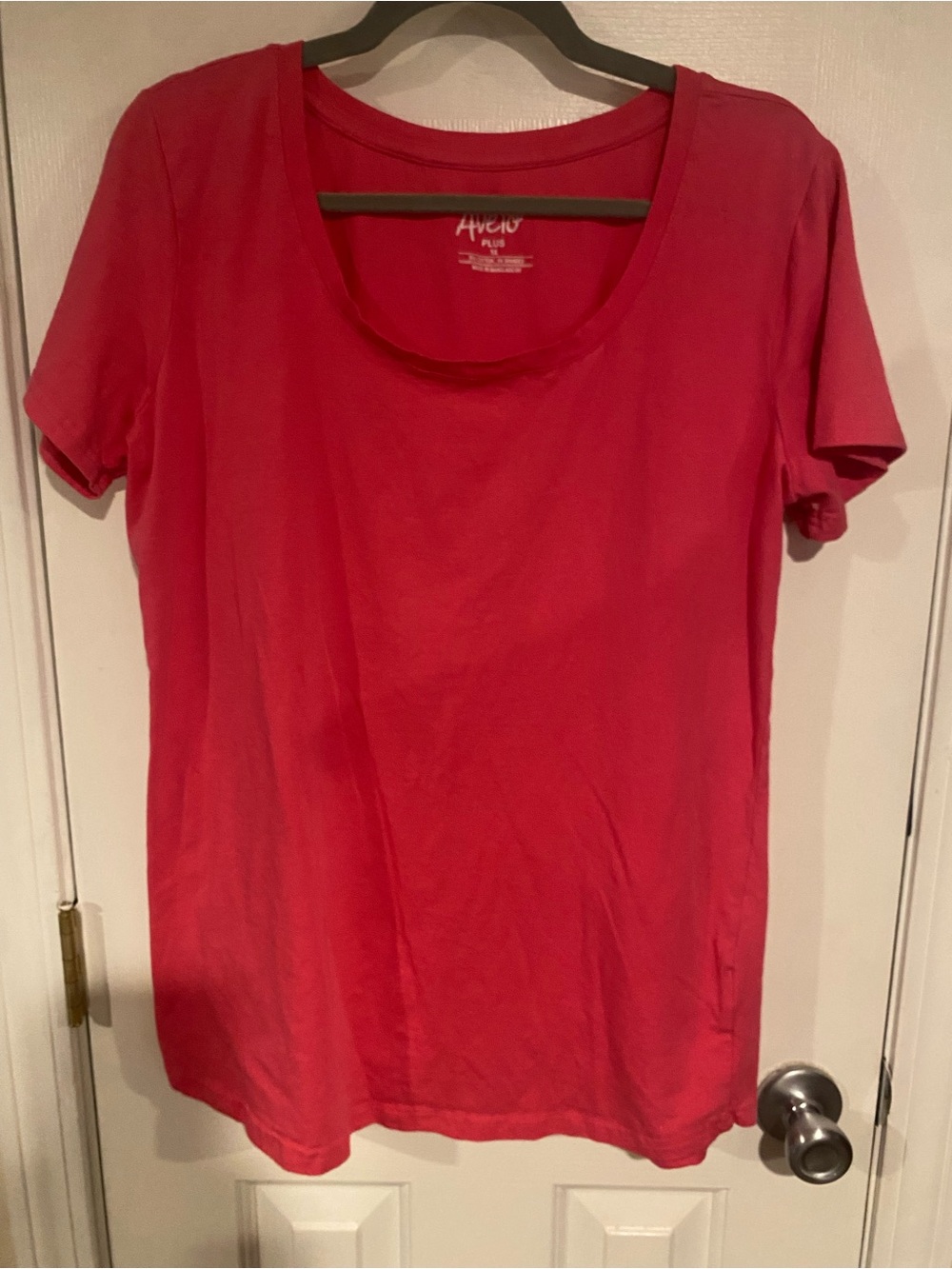 Aveto Plus Hot Pink Scoop Neck Short Sleeve Tee